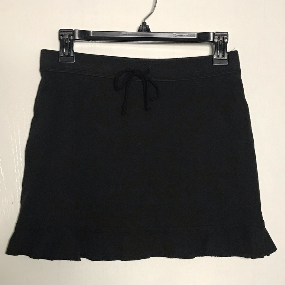 Express Black flounce skirt